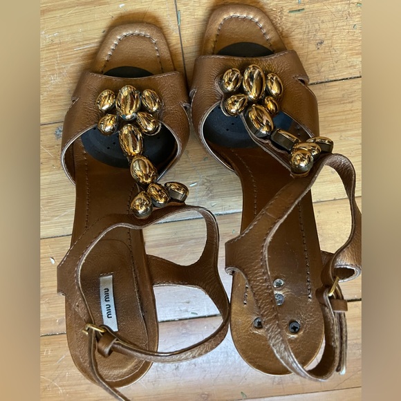 Miu Miu Gold T-Strap Sandals with Gold Beaded Embellishments - Picture 8 of 8